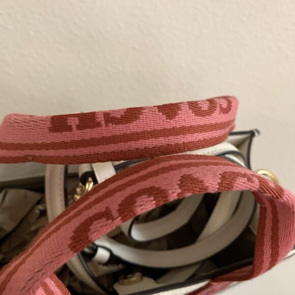 COACH Smith Tote 24 Bag Strawberry Pink Red White Shoulder Handbag CAR80 - Picture 15 of 16